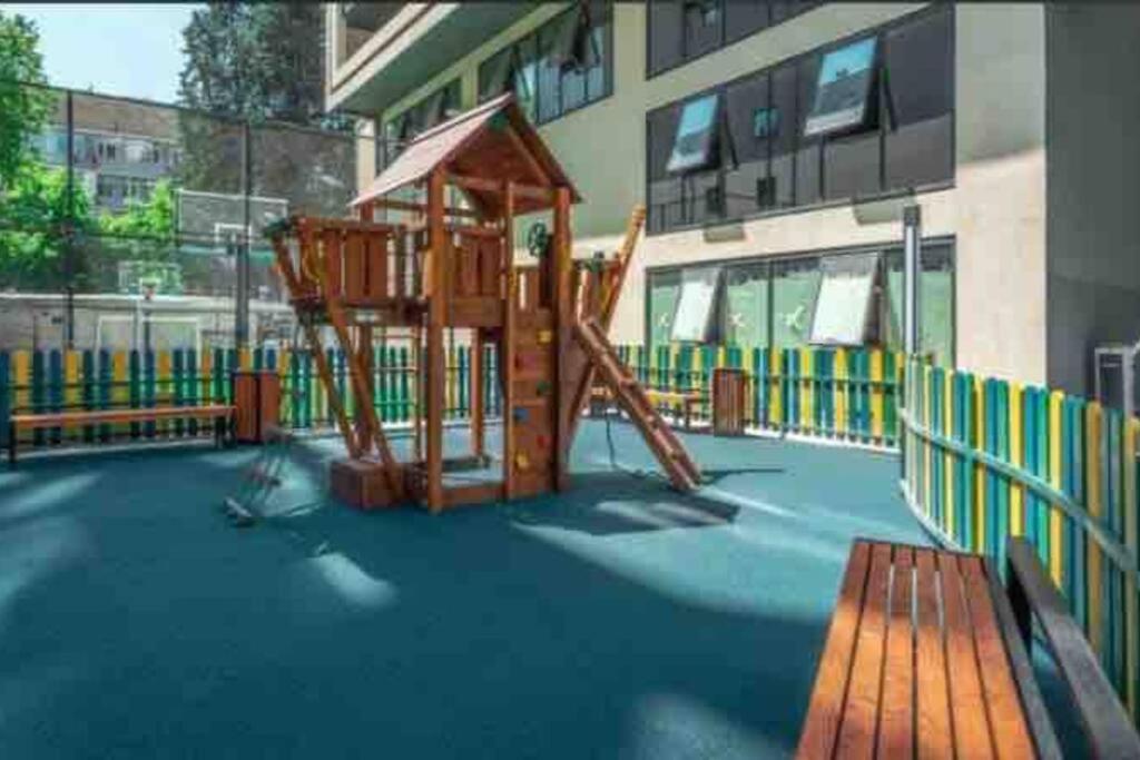 Gg Home - Cozy 1 Bedroom Apartment On Kazbegi Avenue 15 第比利斯 外观 照片