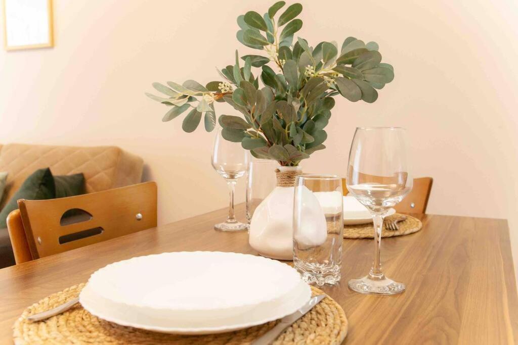 Gg Home - Cozy 1 Bedroom Apartment On Kazbegi Avenue 15 第比利斯 外观 照片