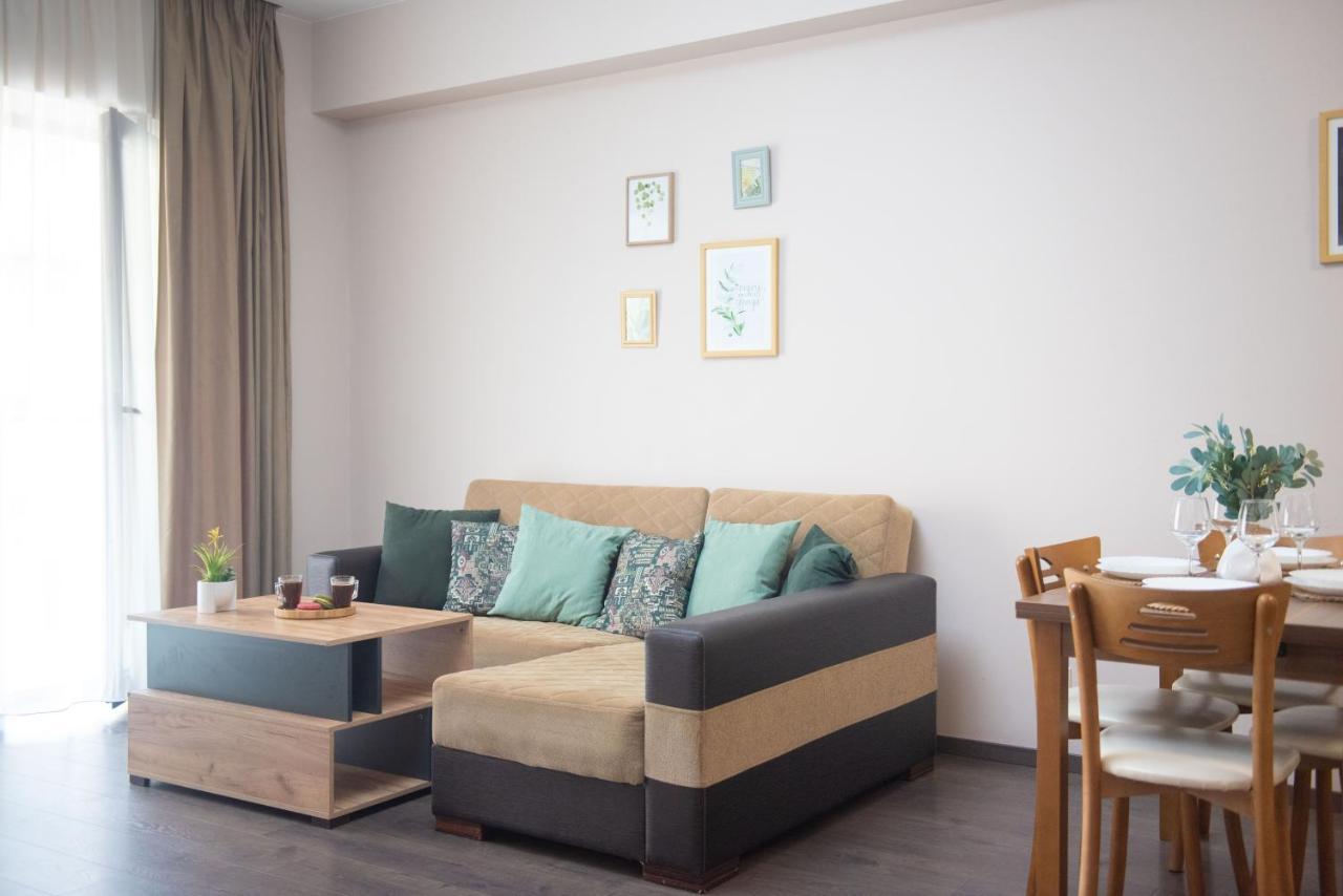 Gg Home - Cozy 1 Bedroom Apartment On Kazbegi Avenue 15 第比利斯 外观 照片
