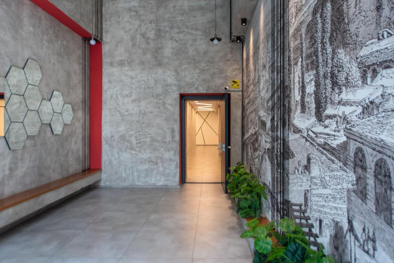 Gg Home - Cozy 1 Bedroom Apartment On Kazbegi Avenue 15 第比利斯 外观 照片