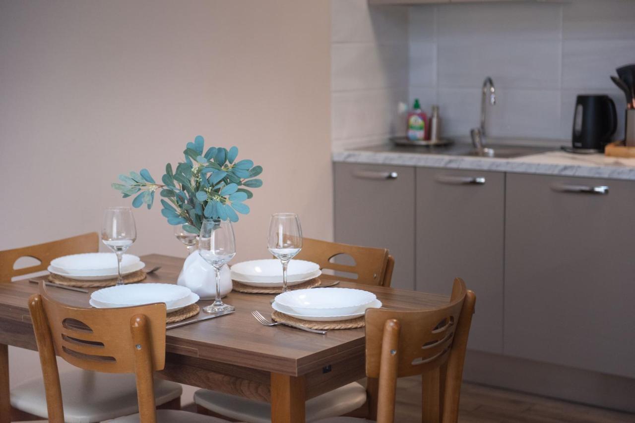 Gg Home - Cozy 1 Bedroom Apartment On Kazbegi Avenue 15 第比利斯 外观 照片